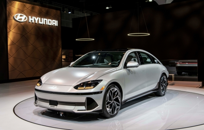 2022 LA 오토쇼(2022 Los Angeles Auto Show)>에 전시된 아이오닉 6의 모습/ /사진제공=현대차.