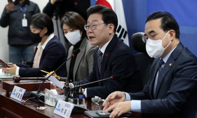 민주당, 정부·여당 '김병주 北 무인기 비판'에 민주당, 정부·여당 '김병주 北 무인기 비판'에