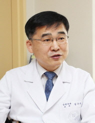 김우주 고려대 감염내과 교수, 14회 '유일한상' 수상