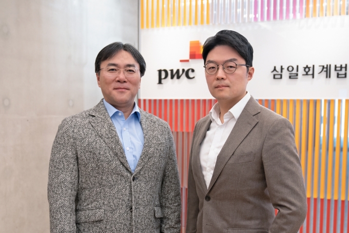 삼일회계법인 유니콘지원센터 이도신 센터장(좌)와 손영백 파트너/사진제공=삼일회계법인