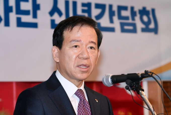 서유석 한국금융투자협회장이 17일 서울 여의도 중식당에서 열린 '2023년 금융투자협회 출입기자단 신년간담회'에서 발표하고 있다./사진=금융투자협회