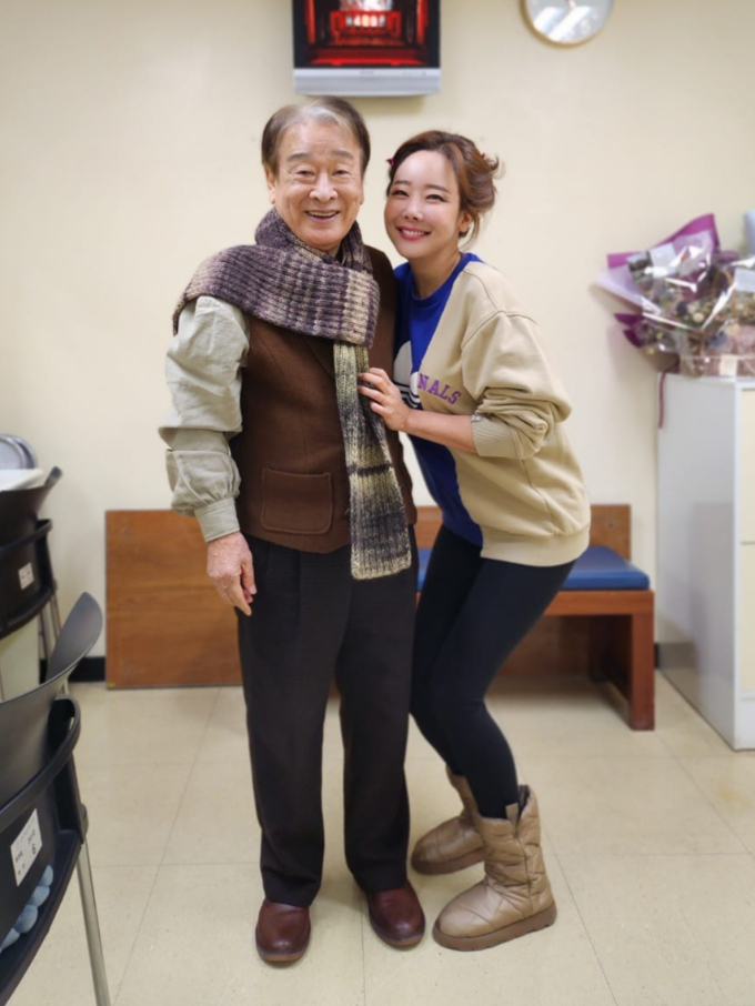 배우 이순재, 소유진./사진=이경실 인스타그램