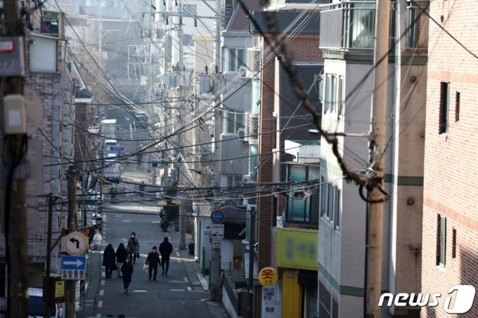 전세사기 피해가 집중 발생한 서울 강서구 화곡동의 빌라 밀집 지역. /사진제공=뉴스1