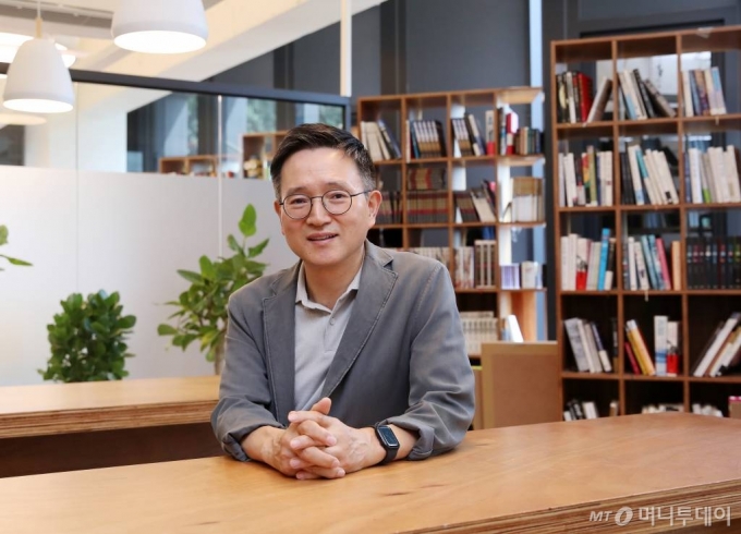 제15대 한국벤처캐피탈협회장으로 취임한 윤건수 DSC인베스트먼트 대표 /사진=김휘선 기자 hwijpg@