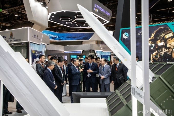 LIG넥스원은 20~24일 아랍에미리트(UAE) 아부다비에서 열리는 'IDEX 2023'에 참가했다고 21일 밝혔다. /사진제공=LIG넥스원