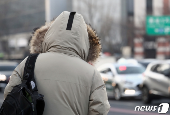 내일 날씨] 비 그치고 영하권 '꽃샘추위'…서울 -3, 춘천 -6도 - 머니투데이