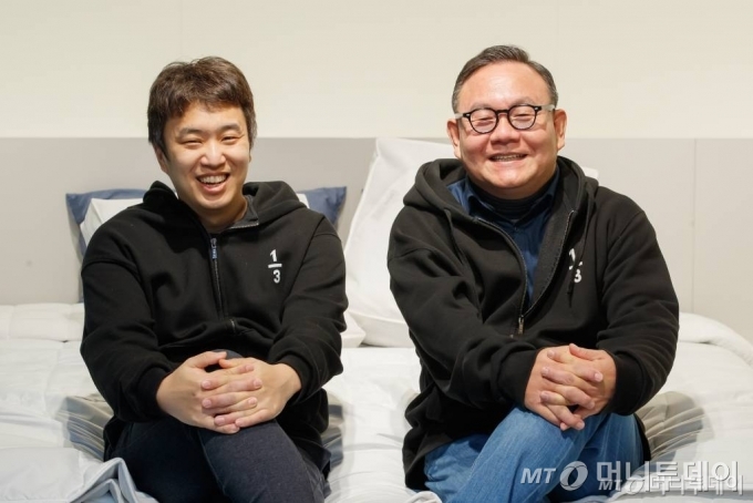 전주훈 삼분의일 대표(왼쪽)와 김홍일 케이유니콘인베스트먼트 대표 /사진=이기범 기자 leekb@