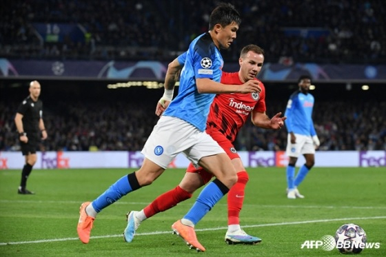 16  ũǪƮ UEFA èǾ𽺸 16 2   . /AFPBBNews=1