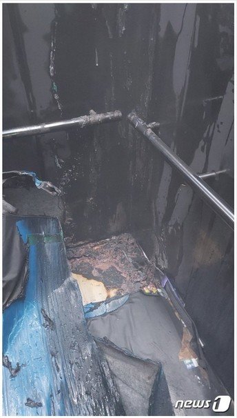 호기심에 일회용 라이터로 영화관 엘리베이터에 불을 낸 10대가 경찰에 붙잡혔다. /사진=뉴스1