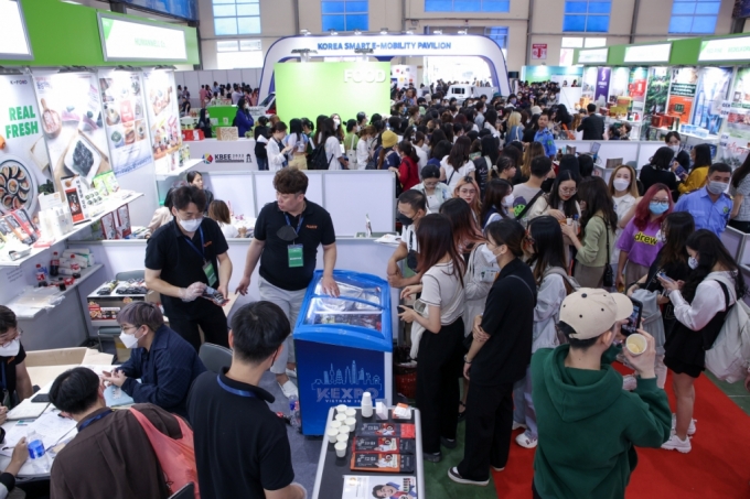 2022년 10월 베트남 하노이에서 열린 한류박람회 모습/사진= 코트라