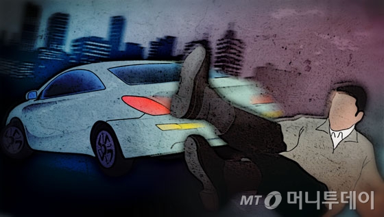   · ڽ BMW ¿ ٰ Ҵ   ڸ ٲġ  忡  ¡ 1 ߴ. /=ö