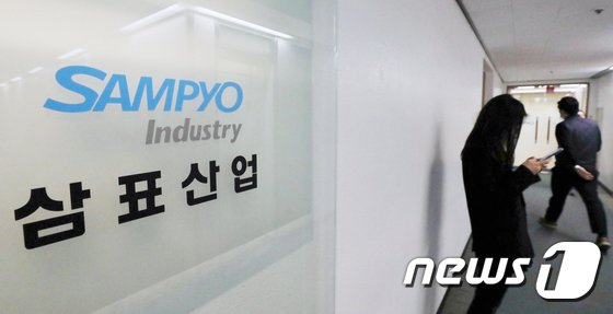 뵿 ߺ뵿û  211  ֽ ä ر   ǥ 縦 м  . /=1