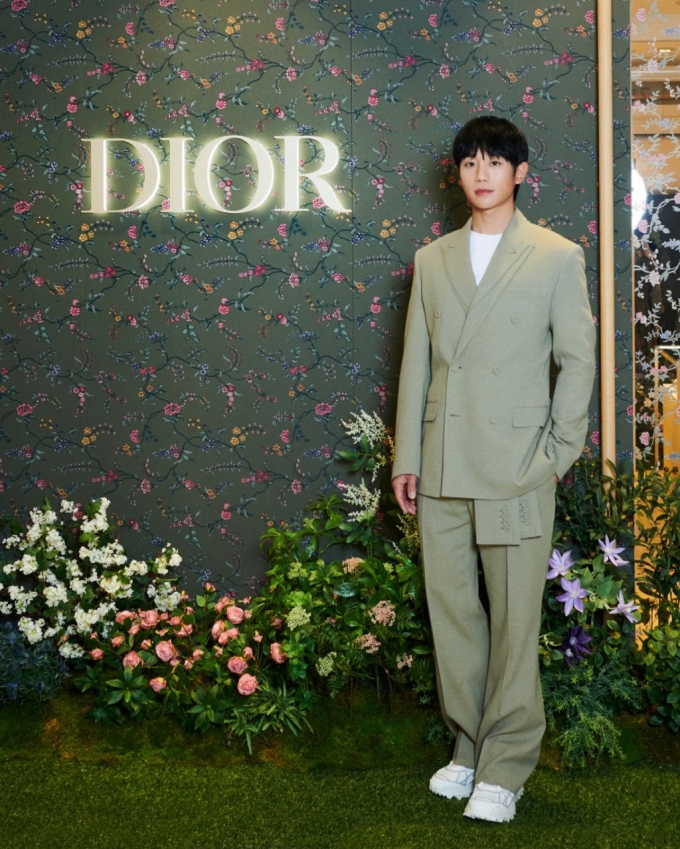 /»çÁøÁ¦°ø=µð¿Ã(DIOR)