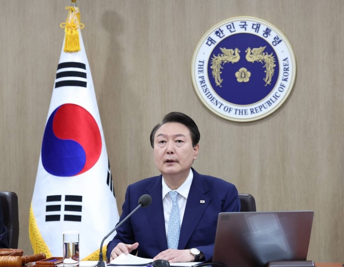 尹, '강남 학원가 마약'에 尹, '강남 학원가 마약'에