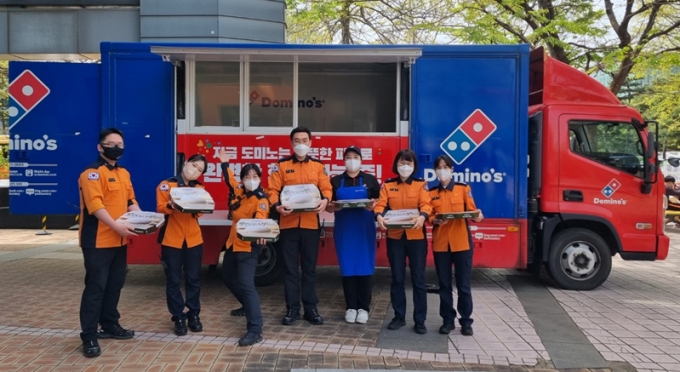 안전, 피자 먹고 지키세요 안전, 피자 먹고 지키세요