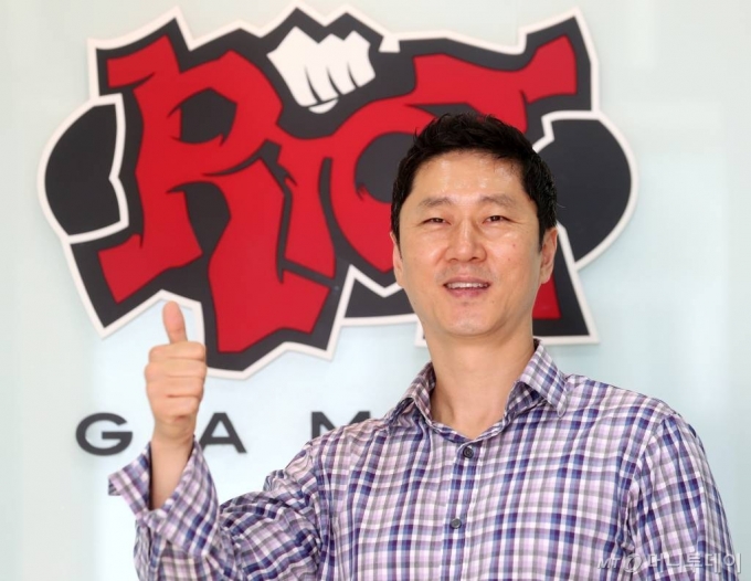 12일 오후 오진호 라이엇게임즈 아시아 대표 인터뷰 사진 /사진=홍봉진기자 honggga@