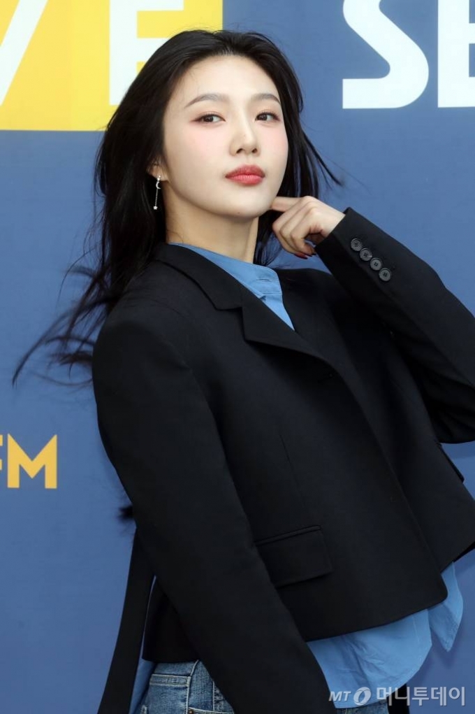 레드벨벳 조이, '활동중단' 후 첫 입장…팬들에게 한 말은 - 머니투데이