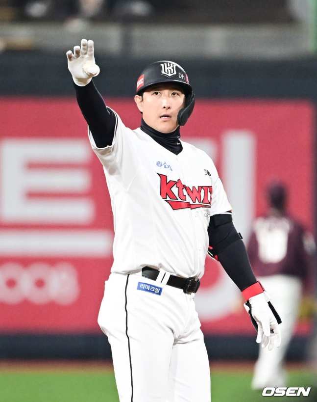 KT 위즈 황재균.
