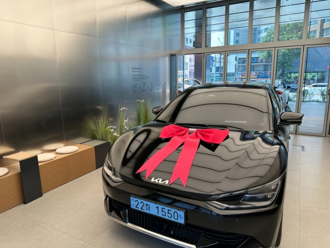 EV9 가장 빨리 본다 Ev9 가장 빨리 본다