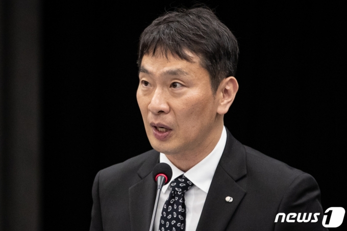 이복현 금융감독원장이 전날 서울 중구 은행회관에서 열린 2023년도 금융감독자문위원회 전체회의에서 인사말을 하고 있다. /사진=뉴스1