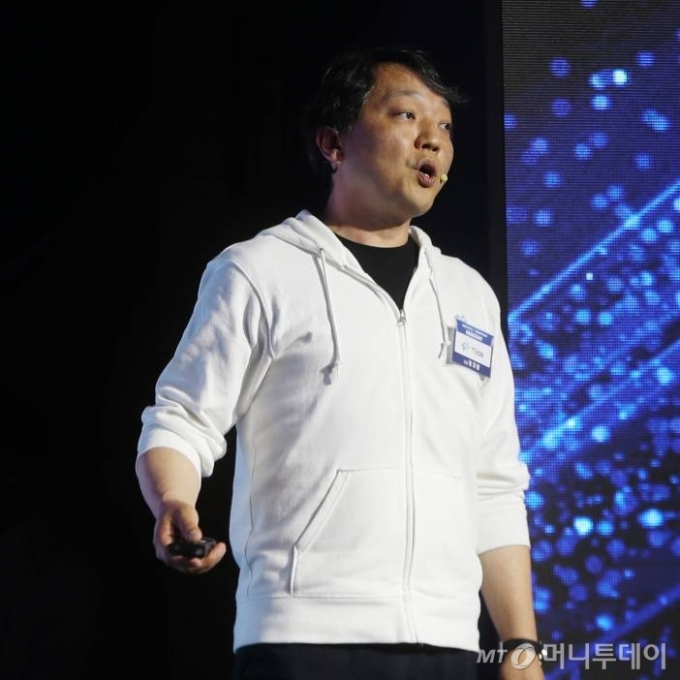 정지량 틸다 대표가 23일 서울 중구 우리은행 본점에서 열린 &#039;2023 디노랩-유니콘팩토리 공동 데모데이&#039;에서 IR발표를 하고 있다. /사진=김휘선 기자 hwijpg@