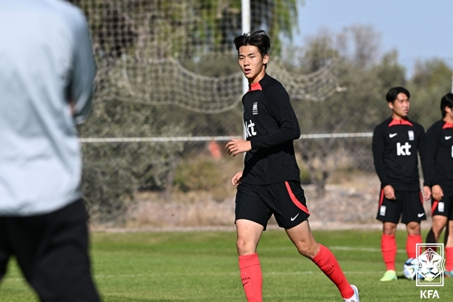 한국 U-20 축구대표팀 센터백 김지수. /사진=대한축구협회