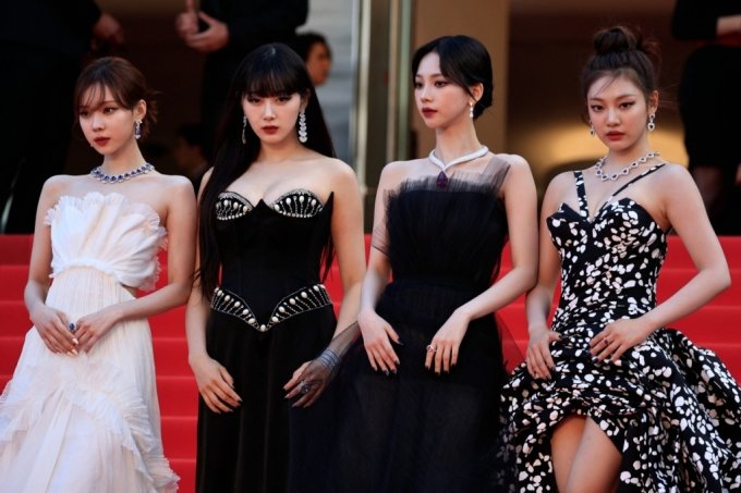 (왼쪽부터) 에스파 멤버 윈터, 지젤, 카리나, 닝닝 /AFPBBNews=뉴스1