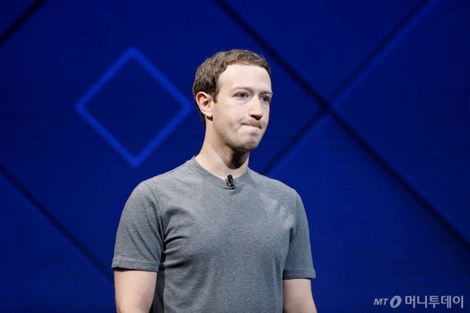 Facebook Founder and CEO Mark Zuckerberg speaks on stage during the annual Facebook F8 developers conference in San Jose, California, U.S., April 18, 2017. REUTERS