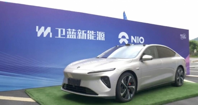 중국 전기차 배터리 제조업체 위라이언의 '반고체 배터리'가 탑재된 니오의 신형 스포츠유틸리티차량(SUV) ES6 /사진=위라이언 