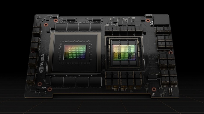 대규모 언어 모델 추론에 활용 가능한 엔비디아의 H100 Tensor 코어 GPU. /사진제공=엔비디아.