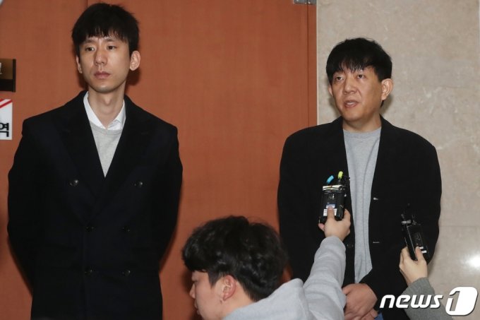 박재욱 쏘카 대표(왼쪽)와 이재웅 쏘카 창업자. /사진=뉴스1