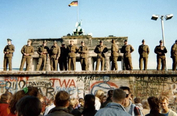 베를린 장벽 붕괴 전 모습 /사진=nydailynews 홈페이지 캡처