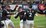 오지환(오른쪽에서 두 번째)이 9회 3점 홈런을 치고 홈을 밟은 뒤 동료들과 기쁨을 나누고 있다. /사진=뉴시스