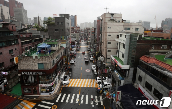 서울 강남구 논현동 '꼬마빌딩' 밀집지역 모습/뉴스1  