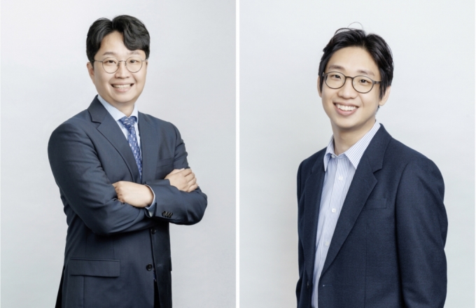 (좌측부터 김규홍 CFO 겸 COO, 김성준 CTO 겸 CPO)  /사진제공=딥서치