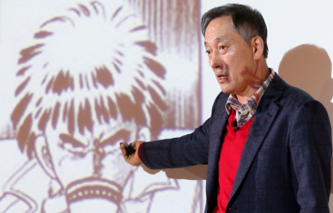 이현세 작가가 2014년 12월1일 서울 강남구 청담동 송은아트스페이스에서 현대자동차가 주최한 &#039;브릴리언트 토크 콘서트&#039;에서 강연을 펼치고 있다./사진=김창현 기자