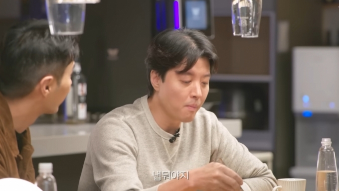 Actor Lee Dong-gun Expresses Affection for Daughter Roha in Recent Interview