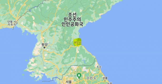 합동참모본부가 14일 오전 10시40분 공지를 통해 "우리 군은 오늘 오전 9시쯤 원산 동북방 해상에서 북한의 미상 순항미사일 여러 발을 포착했다"고 밝혔다. 사진은 원산 지역 표시. / 사진=구글맵