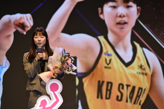 베스트5 가드 부문에 선정된 허예은. /사진=WKBL 제공