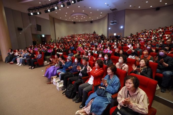 고리원자력본부의 제82회 수요행복음악회./사진제공=고리원자력본부