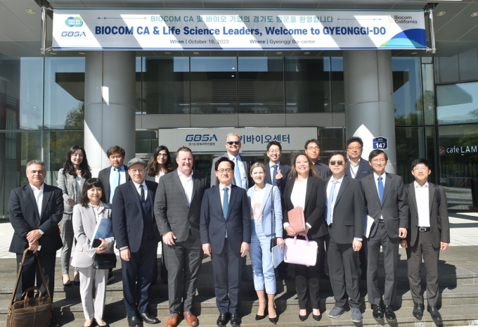 ▲바이오콤 캘리포니아에 방문한 김동연 경기도지사/사진제공=경기도청
