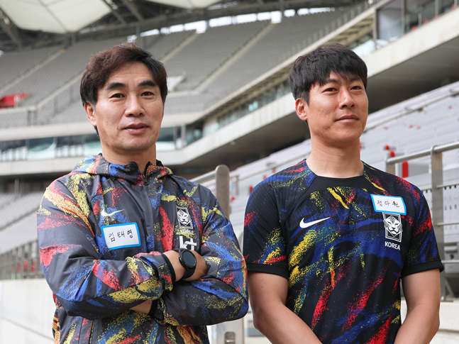 김태영(왼쪽). /사진=대한축구협회 축구사랑나눔재단 제공