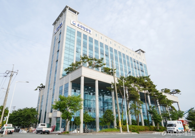 22일 경남 사천시 우주항공청에서 현판식이 열렸다. 우주항공청은 27일 개청한다. 사진은 현판식이 걸린 22일 우주항공청의 모습. /사진=뉴스1 (우주항공청 제공)