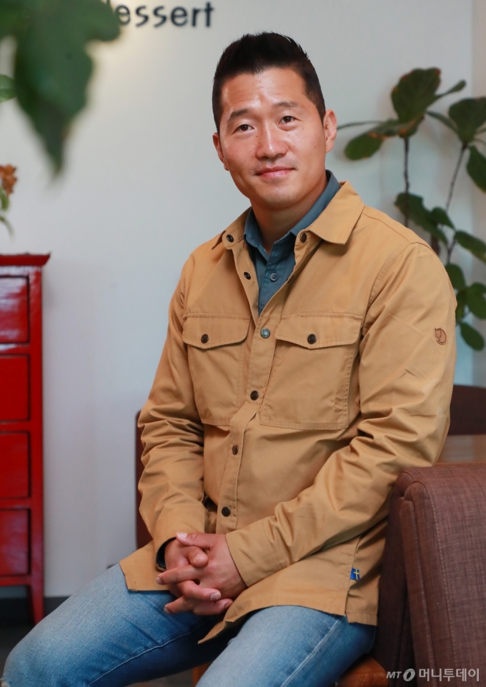 반려견훈련사 강형욱, 2021년 10월28 KBS2 &#039;개는 훌륭하다&#039; 100회 인터뷰 /사진=이동훈 기자 photoguy@