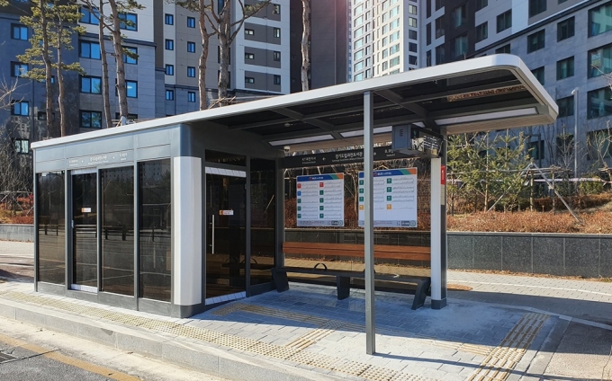 과천시 문원동 마을버스 종점 '스마트 클린 버스정류장'으로 교체 - 머니투데이