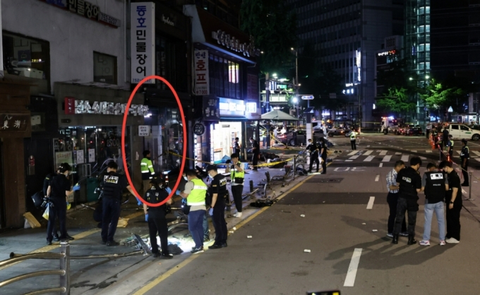 2일 새벽 13명의 사상자가 발생한 서울 시청역 교차로 교통사고 현장. /사진=뉴스1