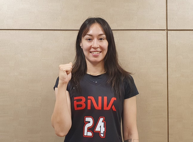 BNK 김소니아가 스타뉴스와 인터뷰를 하고 있다. /사진=양정웅 기자 