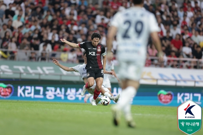 '17세' 강주혁 투입 효과→일류첸코 결승골! 서울, '선두' 김천 1-0 제압 [상암 현장 리뷰]