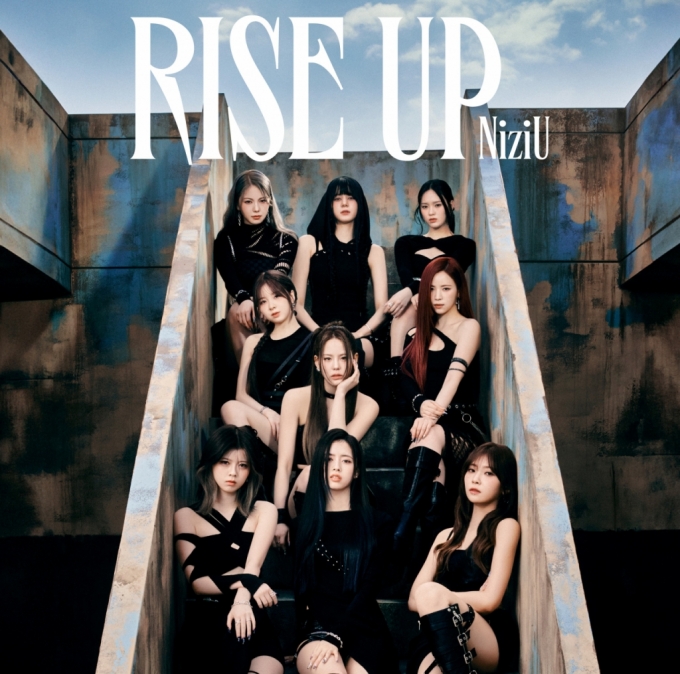 JYP , Ϻ ù EP 'RISE UP'  ְ ٹ ŷ 1 - Ӵ