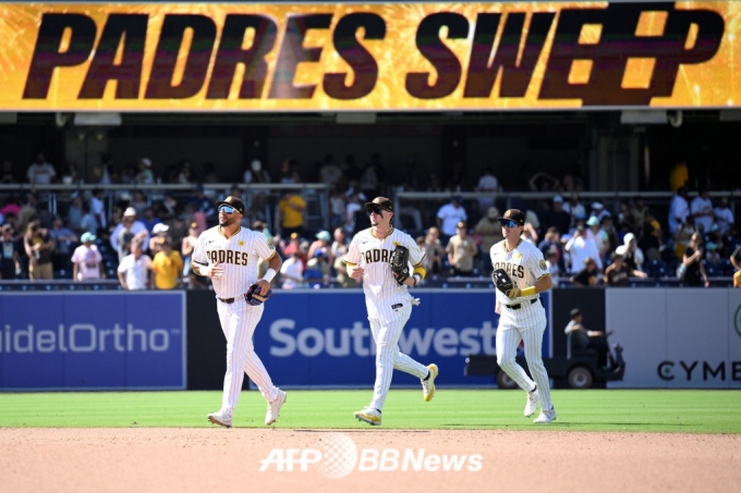 ̰  15(ѱ ð) ̱ ĶϾ ̰ ġ  ũ  2024 ̱ ξ߱ (MLB)  ̾ Ȩ ⿡ ¸  ׾ƿ  پ ִ. /AFPBBNews=1